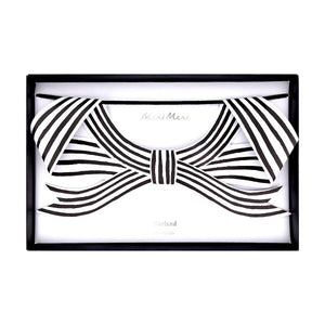 Back & White Stripy Bow Garland