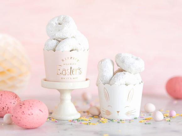 Easter's On It's Way Food/Baking Cups (x50)